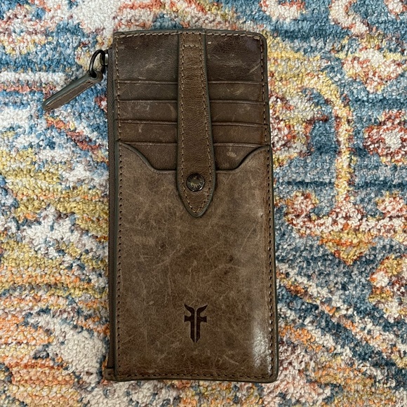 Frye Handbags - Frye Melissa Snap Card Wallet